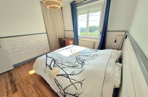 Wimereux Villa | House 1km from beach, terrace, fireplace, games