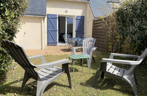 La Turballe House | House, 2 bedrooms, 400 m from the beach and center, garden of 150 m²