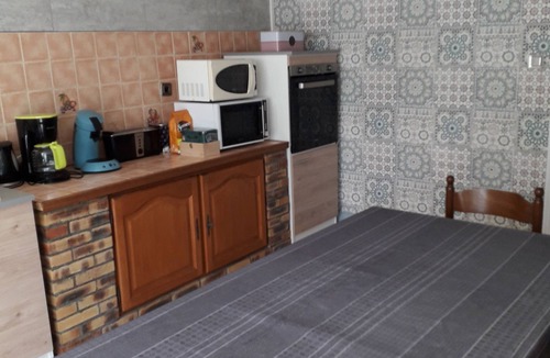 Le Chatelet-sur-Sormonne Cottage | HOUSE 2 to 6 PEOPLE '