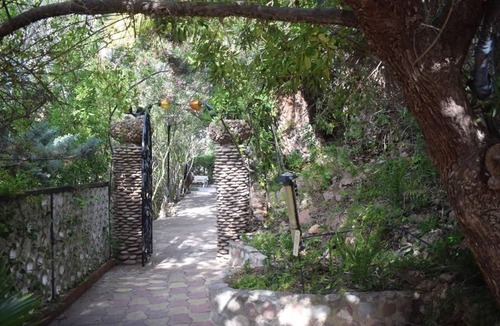 Serra House | House 2 full rental in Porta del Cel for 4 people