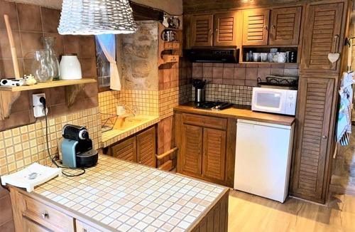Dorres House | House 2 rooms Rustic, closeThermal Baths, Private Patio, BBQ and Views