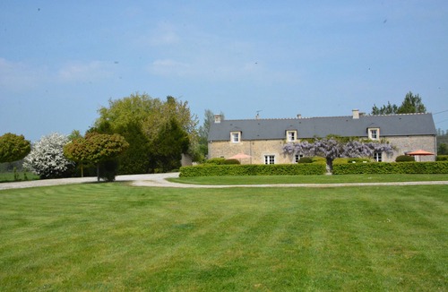 Crouay Cottage | House 20 mn from the beaches, 7 people, neat decoration, fully equipped
