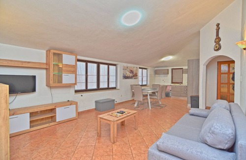 Pula House | House 2133/45220 (Istria - Stinjan), 700m from the beach