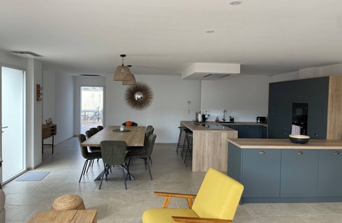 Jard-sur-Mer House | House 250 m2 for 16 travellers in the heart of Jard sur mer. 8 bedrooms 4 bathrooms 4 WC