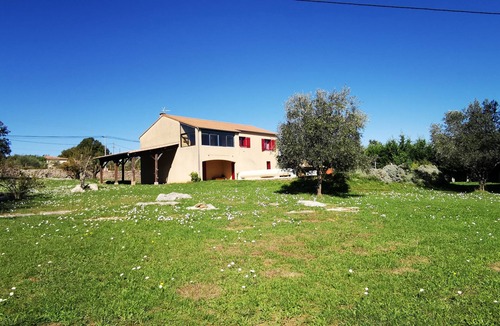 Les Vans Villa | House 4/12 persons, air conditioning, swimming pool, garden 4800m2, les vans Sud Ardèche