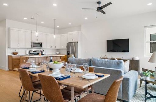 Bloomington House | House ∙ 4 bedrooms ∙ 12 guests