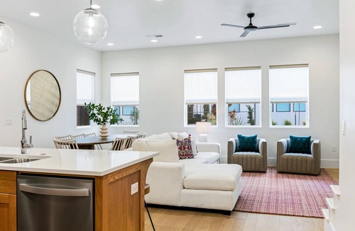 Bloomington House | House ∙ 4 bedrooms ∙ 12 guests