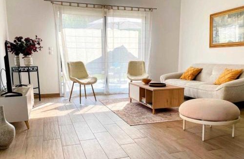 Saint-Coulomb House | House 4 rooms with garden in Saint-Coulomb