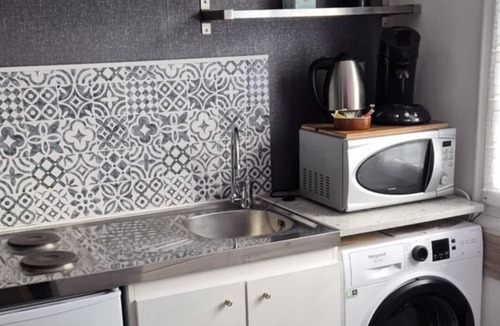 Treillieres House | House 42 m² equipped, pets welcome, 48 €/night, max stay 14 nights.