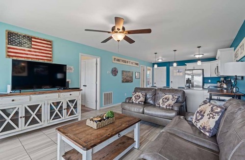 Leesburg House | House # 47 Happily Ever After (No Pets)