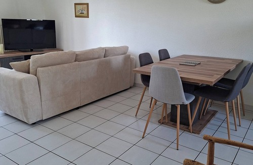 Jaunay-Clan House | House 5 minutes from Futuroscope