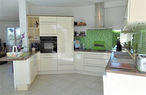 Saint-Gildas-de-Rhuys House | House 5 rooms 8 to 9 people with enclosed garden near the sea