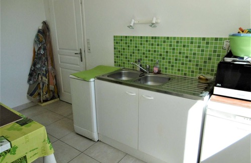 Saint-Gildas-de-Rhuys House | House 5 rooms 8 to 9 people with enclosed garden near the sea