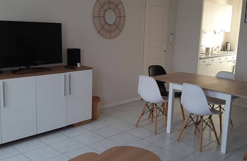 Saint-Vincent-sur-Jard House | House 55m2 & terrace 1.5 Km from the beach
