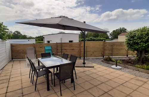 Saint-Vincent-sur-Jard House | House 55m2 & terrace 1.5 Km from the beach