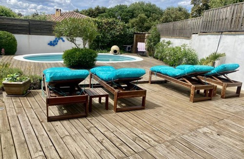 Pouzilhac House | House 6 persons between vineyards and garrigues