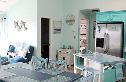 Leesburg House | House #61 Teal We Meet Again (Pet Friendly)