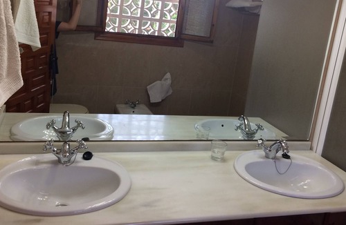 Cabo Roig Ski Chalet | House 70 meters from the beach. Large, comfortable, with garden, parking and barbecue