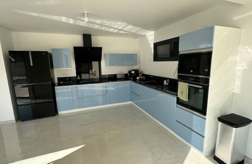 Satolas-et-Bonce Apartment | House 70 with 8 bedrooms lechaffardcom