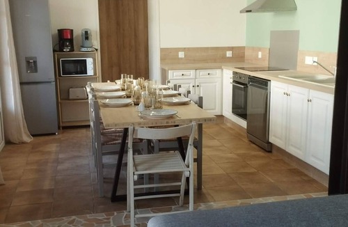 Nieul-sur-l'Autise House | House - 8 people - air conditioning - marais poitevin