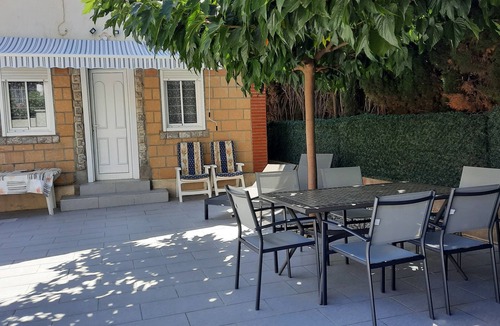 Le Port House | House 80 metres from the beach