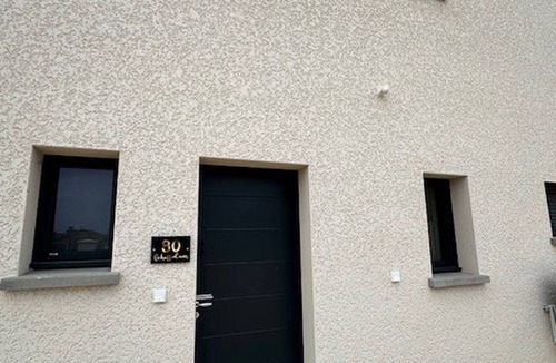 Satolas-et-Bonce Apartment | House 80 with 3 bedrooms lechaffardcom