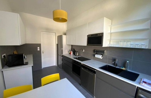 Pessac House | ★ House 92m2 ★ Pessac ★ Netflix ★ Bus ★ Train