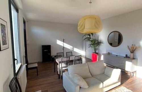 Pessac House | ★ House 92m2 ★ Pessac ★ Netflix ★ Bus ★ Train