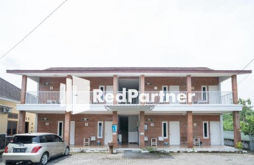 Sleman Hotel | House Acasia Syariah near Universitas Aisyiah Yogyakarta Mitra RedDoorz