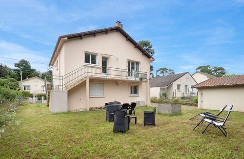Saint-Brevin-les-Pins House | House and garden, 600 m from the sea, in St Brevin