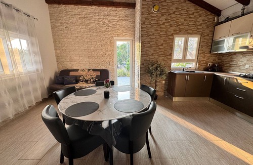 Tkon House | House Antonija (17221-K1) - Tkon - island Pasman