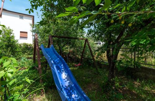 Seget Vranjica Apartment | House Antonija, relax by the sea