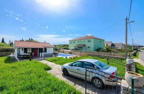 Grohote House | House Ara (47713-K1) - Grohote