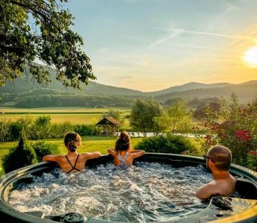 Otocac Cabin | House Arupium - HOT TUB