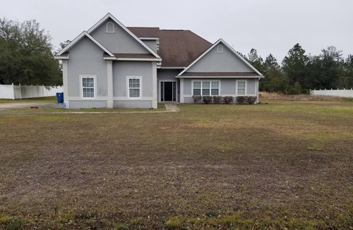 Brunswick House | House at the Lakes, fishing , nearby boat ramps, Parks and minutes from Beaches