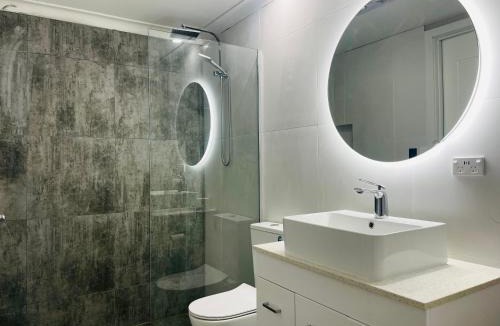 Thomastown House | House at Train Station Thomastown