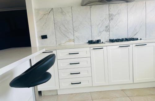 Thomastown House | House at Train Station Thomastown