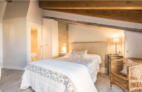 Adahuesca Apartment | House Attic Suit B in Adahuesca