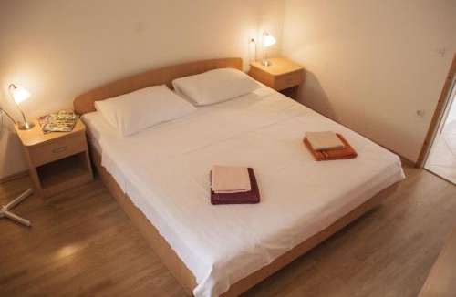 Lumbarda Apartment | House Baglija