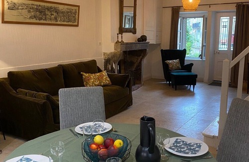 Noyers-sur-Serein House | House-Balcony-Private Bathroom