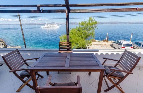 Rogac House | House Barbarina (38793-K1) - Rogac - island Solta