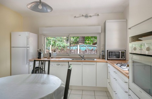 Saint-Brevin-les-Pins House | House between pine trees and beach