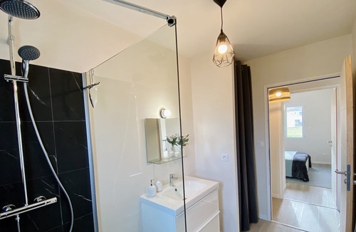 Les Conches House | House between ocean and marsh