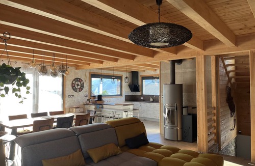 Baratier House | House between Lake and Mountain