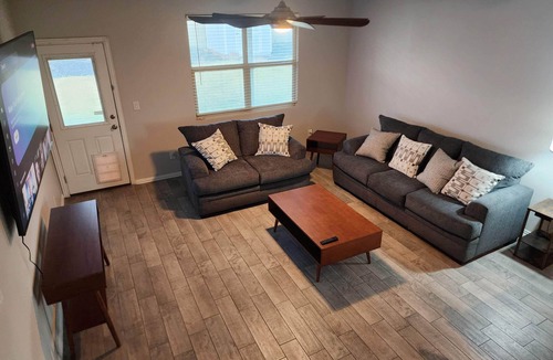 Odessa House | House between Odessa, Midland