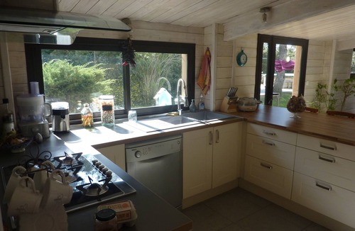 Venejan Villa | house between vineyards and garrigue