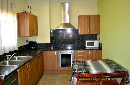 Bon Relax Ski Chalet | House Bon Relax 1 - A/C, private pool, garden, barbecue, parking. Costa Brava