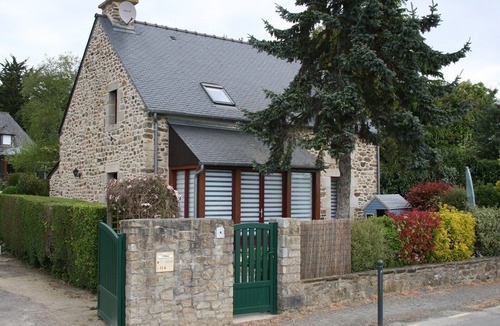 Quelmer - La Passagere House | House Borders Rance for lovers of calm