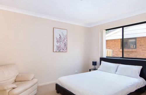 Forster House | House by the Lake