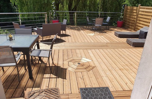 Martin-Eglise House | House by the river with WIFI